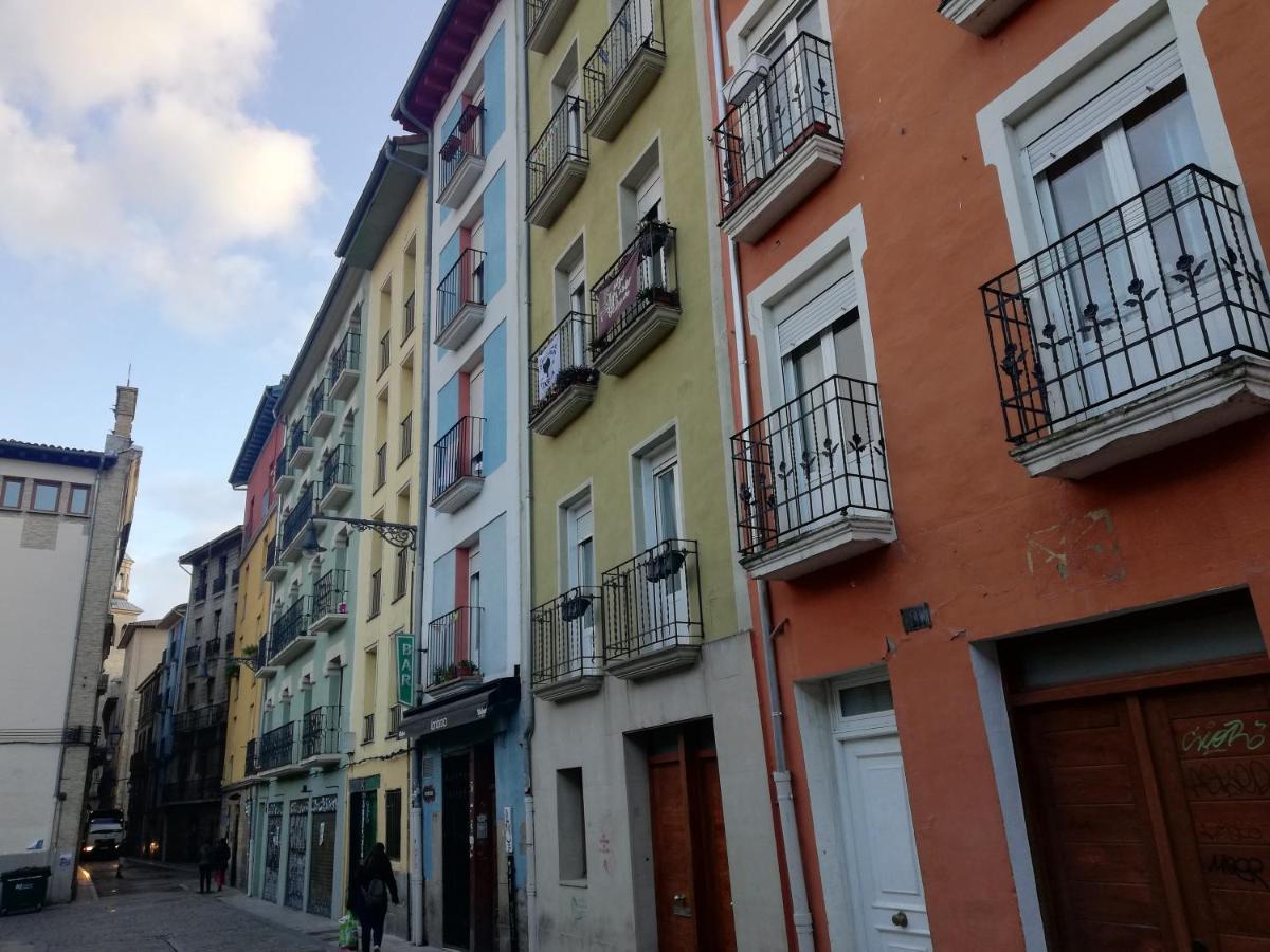 Calle Ansoleaga A 100 Mts Del Ayuntamiento Pamplona Exterior foto